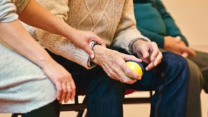 senior with knee pain
